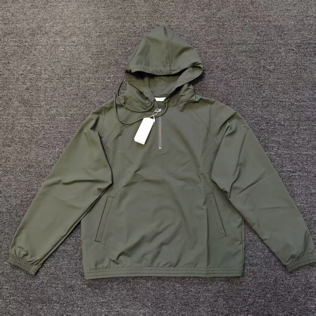 

Nanamica ALPHADRY Hoodie 25SS Optoelektronischer Pullover mit halbem Reißverschluss und Kapuze