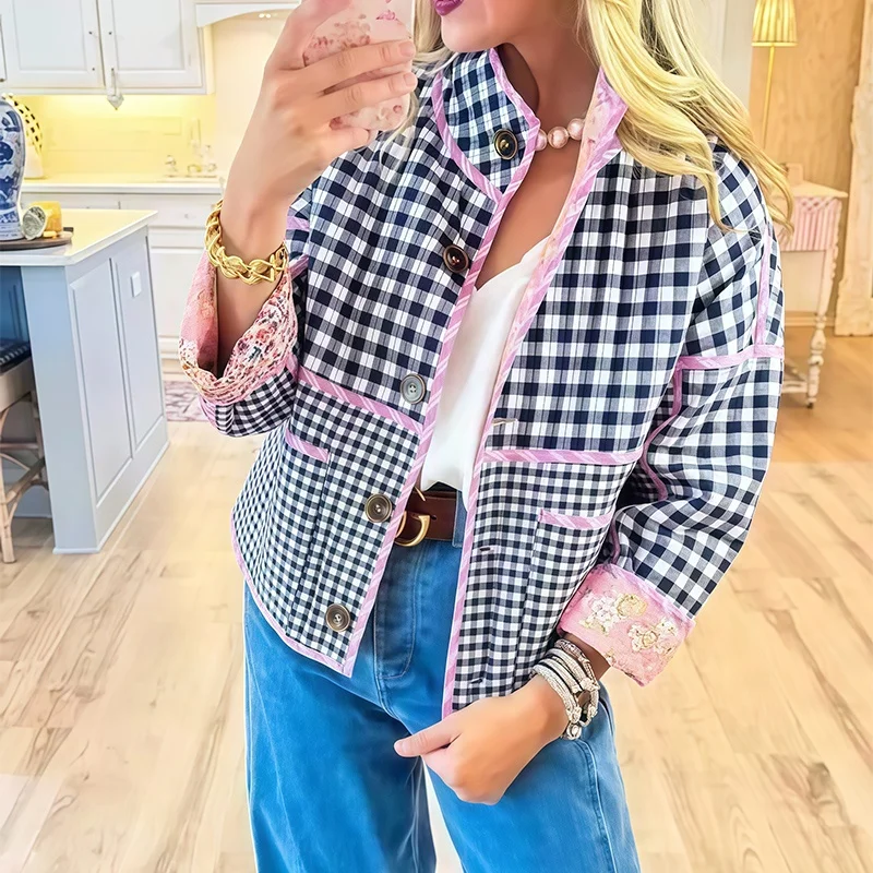 وصول شتاء جديد لعام 2025: سترة قطنية متعددة الاستخدامات منقوشة وزهور قابلة للعكس مع مطبوعات زهور على شكل ألوان مائية.