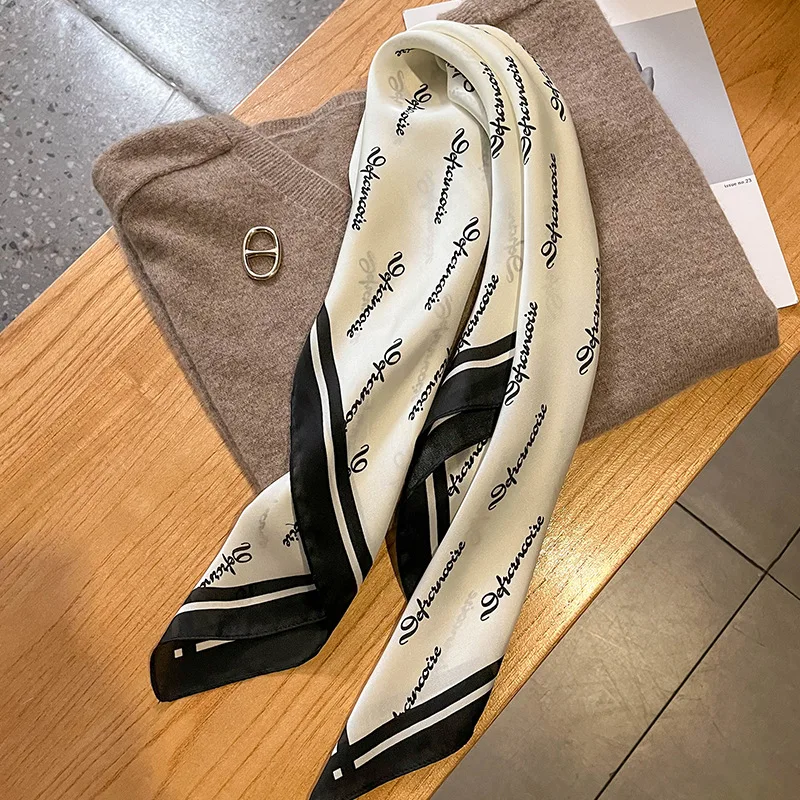 2022 popolare stampa seta sensazione sciarpa quadrata 70cm primavera fazzoletto da collo scialle avvolgere Hijab capelli femminili mano polso Foulard Bandana