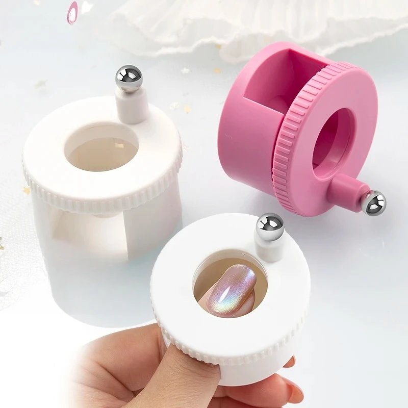

2026 Effortless Glass Bead Cat Eye Nail Art Tool Automatic Rotating Strong Magnetic Suction Portable Design Ideal For Beginners