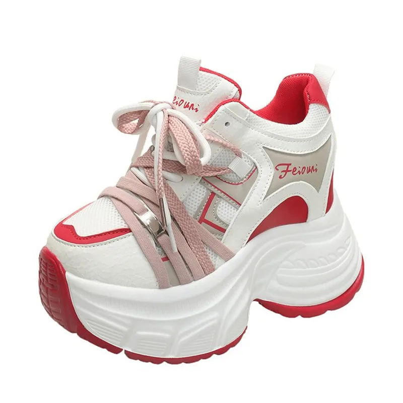 2025 إمرأة أحذية رياضية مكتنزة الخريف جديد تنوعا أحذية رياضية غير رسمية 10 سنتيمتر نعل سميك تنفس شبكة الصيف أبي أحذية عالية الكعب