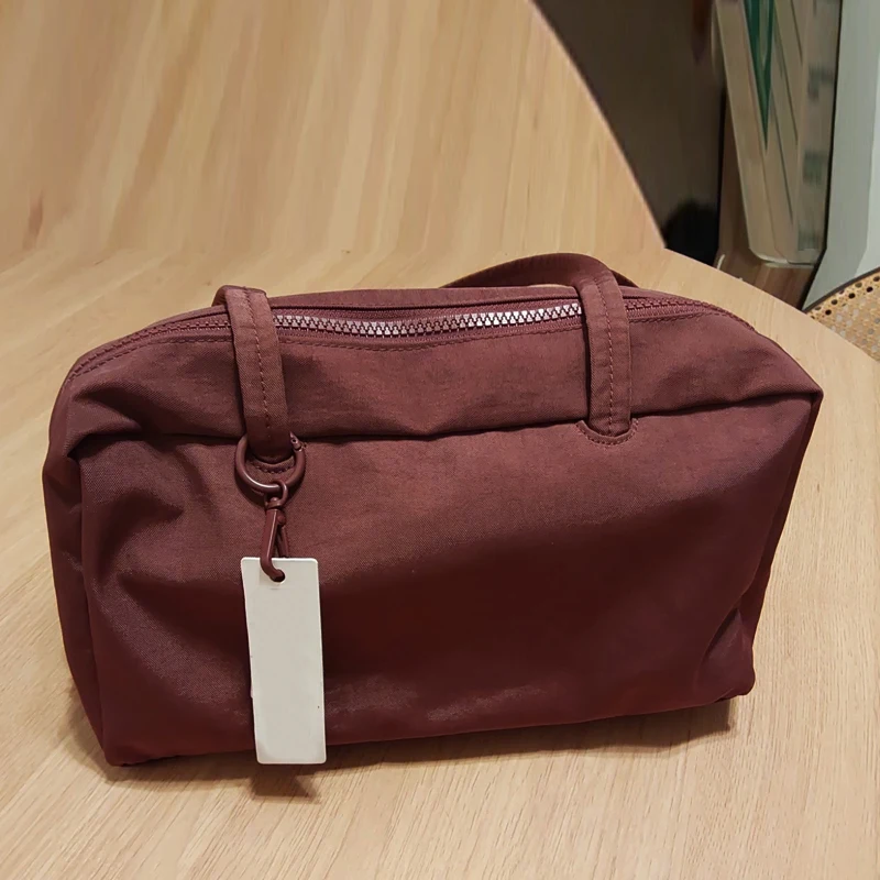 

Корейские повседневные сумки-подушки из ткани для женщин, роскошные дизайнерские сумки и клатчи, новинка 2026 года, полиэстер, с ручкой, на плечо, подмышечная сумка