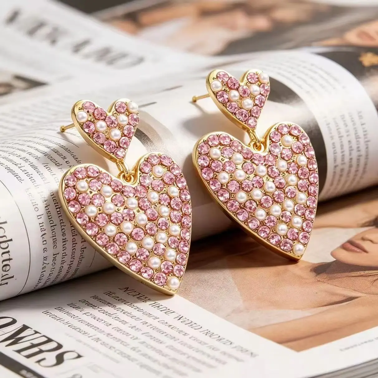 Romantic Valentine's Day Pink Rhinestone Heart-shaped Earrings for Woman