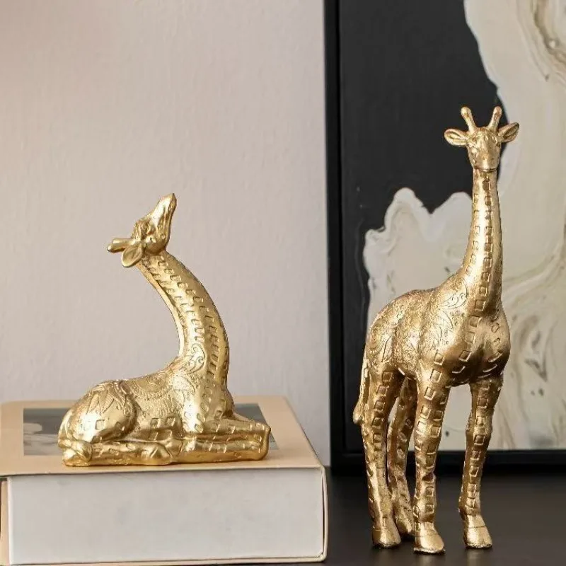 

2pcs/set Giraffe Ornament, Golden Statue Art Craft, for Bookshelf Home Living Room Office Cafe Decor,Display Entryway Decor