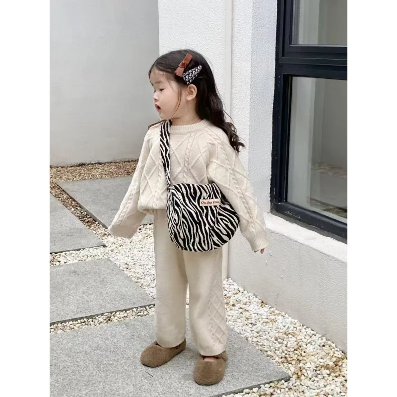 

Girls Clothes Suit Korean Style Spring Autumn New Vintage Twisted Flower Knitted Set Baby Warm Sweater Casual Two Piece Set