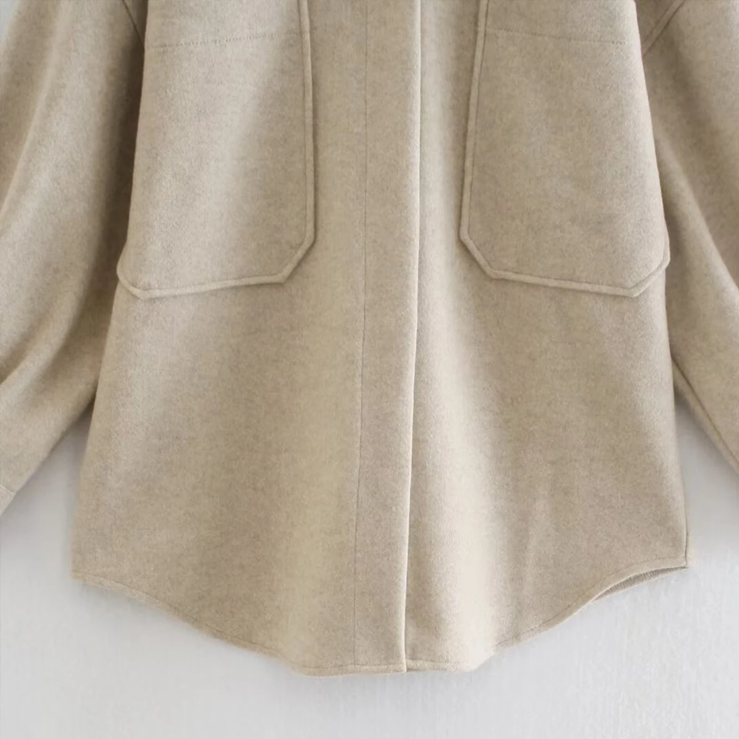 معطف Ele Summer 2025 للسيدات من الصوف الناعم مع مجموعات كبيرة فضفاضة تناسب Ele Personali Commute Sle Long Sve