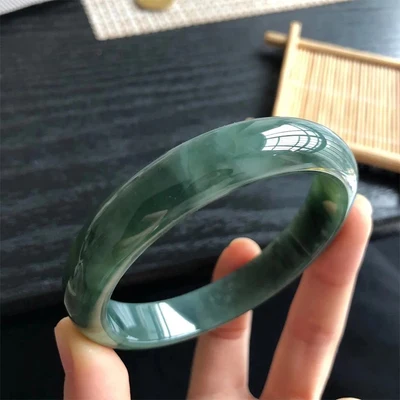 zheru Jewelry Natural Burmese Emerald Oil Green 54mm-64mm Bracelet Elegant Princess Jewelry Best Gift for Mom You Are Free