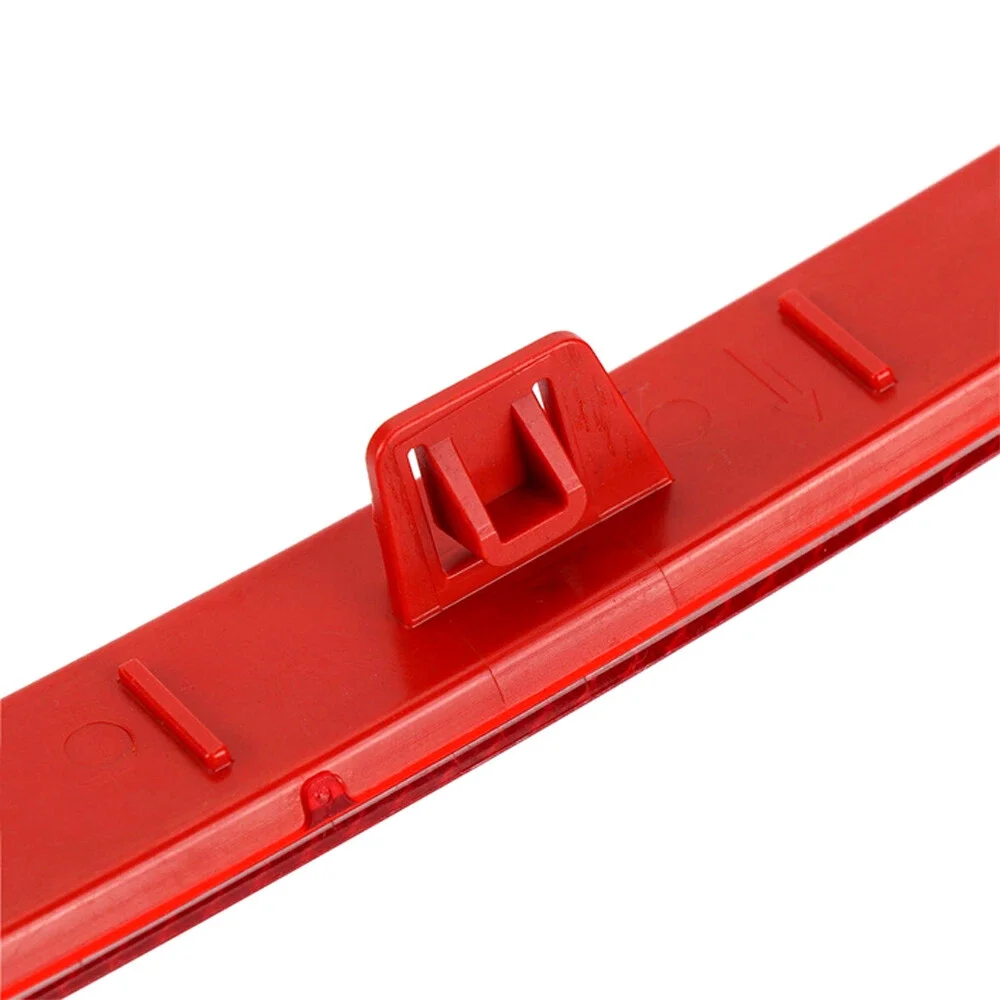 

1Pair Rear Bumper Marker Reflector Left & Right For BMW 3-Ser F30 F31 M Sport 328i Rear Bumper Reflector Red Reflective Strips