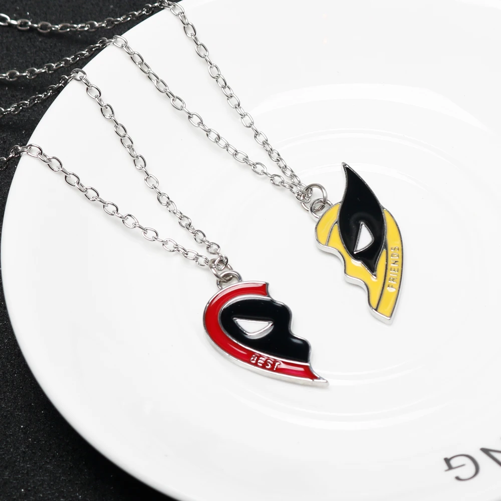 2Pcs/set Spider Best Friends Necklace Set Split Heart Matching Pendant Necklace for Women Men Cosplay Halloween Gift
