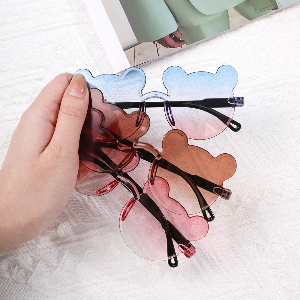 Kids Sunglasses Bear Shaped Cute Sun Glasses Children Trendy Cartoon Outdoor Anti-Glare Glasses For Boys Girls Eyewear