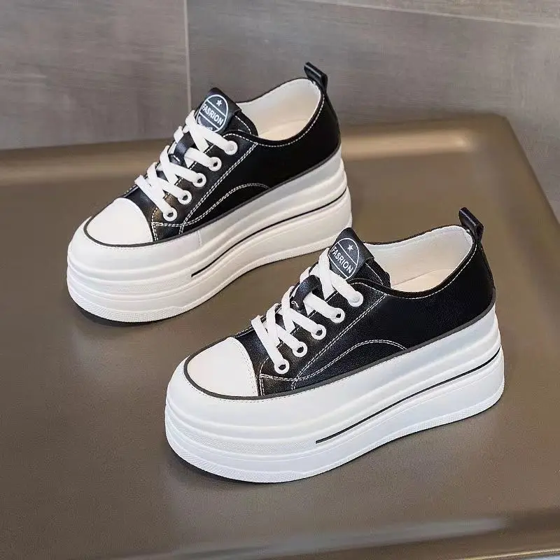 

Women's Casual Soft Leather Slip-On Shoes Thick Bottom 8M Platform Summer New Style Increased Height Soft Sole Versatile Casual