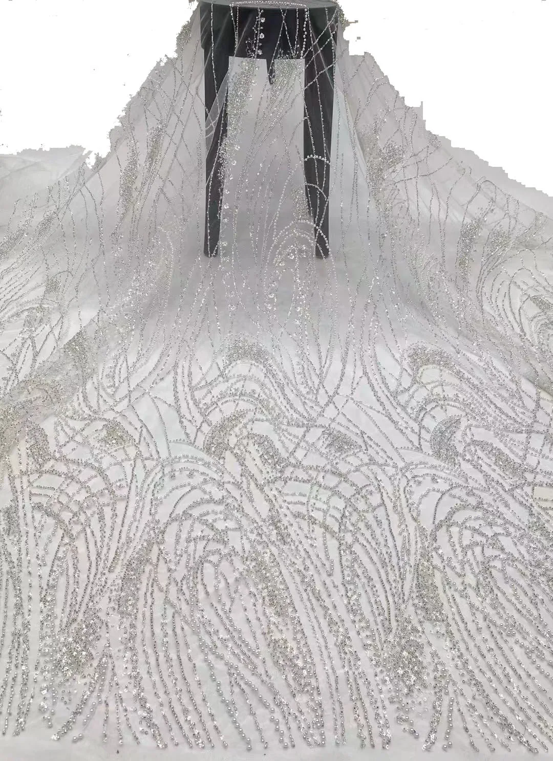 

2024 On Sale Unique And Exquisite Sequins Beads Fabric Wedding Dress Lace Fabric Evening Gown Customization Sell By 5yards