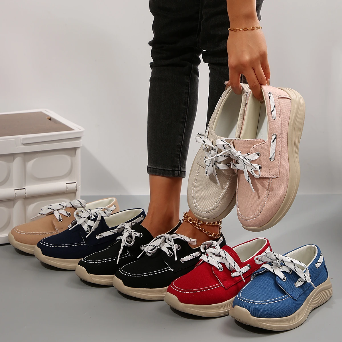 

Women Sneakers New Lace Up Women Vulcanize Shoes Autumn Round Toe Solid Color Shoes Ladies Casual Flat Sneakers Zapatos De Mujer