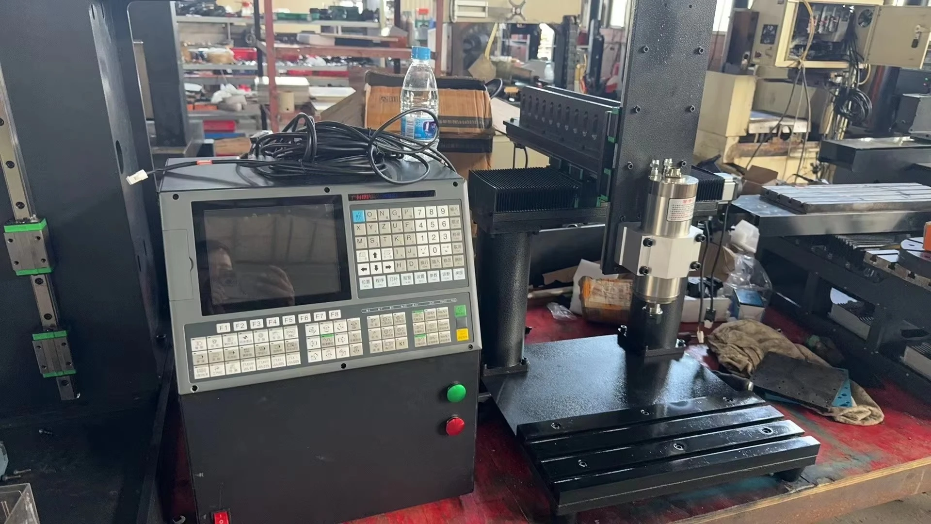 Miniature numerical control milling machine 3- and 4-axis numerical control milling machine manufacturer