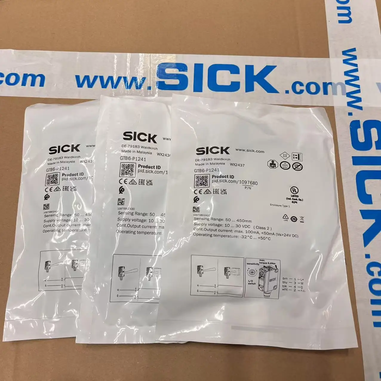 

Диффузный фотоэлектрический датчик SICK GTB6-P1241 Номер заказа 1097680 Датчик В наличии Абсолютно новый оригинальный подлинный