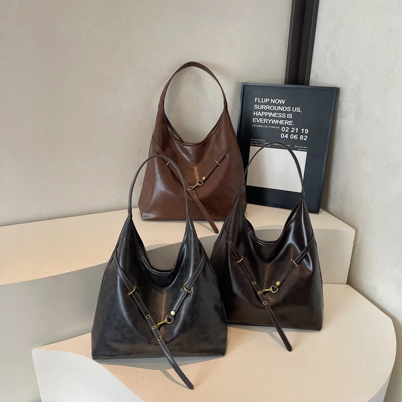 Fashion large capacity fashion shoulder bag women's retro premium bucket bag retro versatile messenger bag
