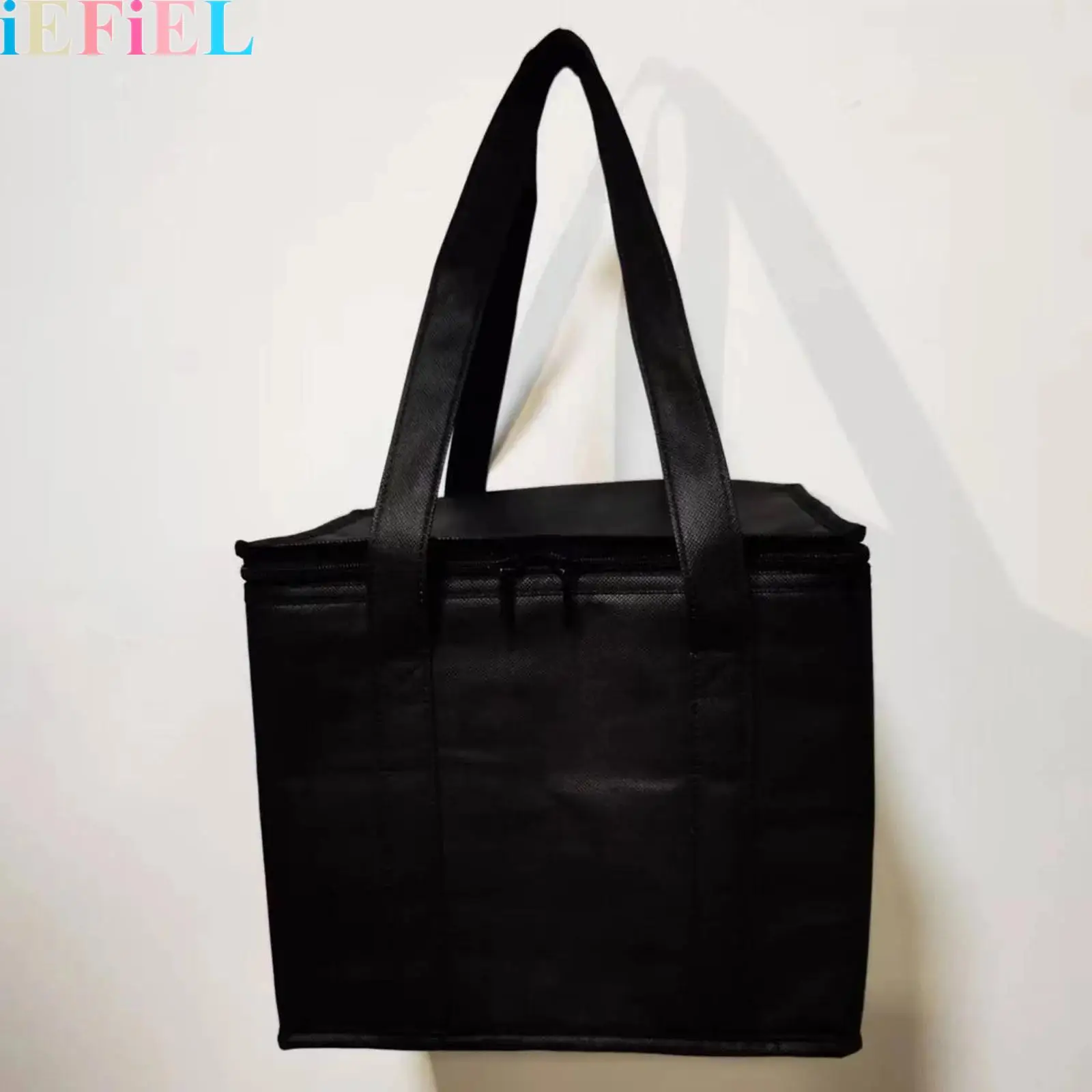 

Large-Capacity Waterproof Non-Woven Handheld Aluminum Foil Foldable Outdoor Insulated Bag