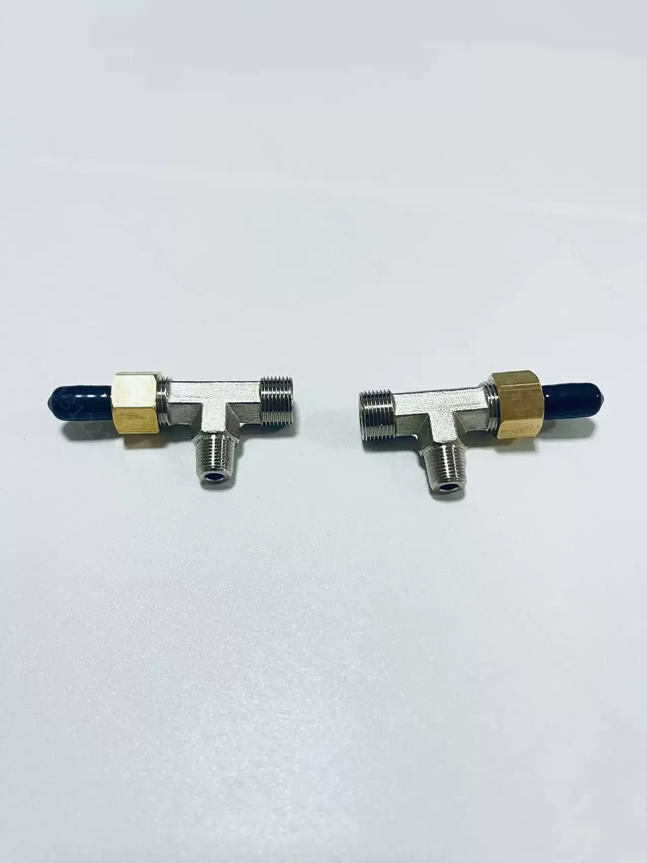 T‑Tee Quick Connect Fitting Y‑Tube Connector for Marine Hydraulic Steering Gear, Overboard Hydraulic Direction Control Accessory