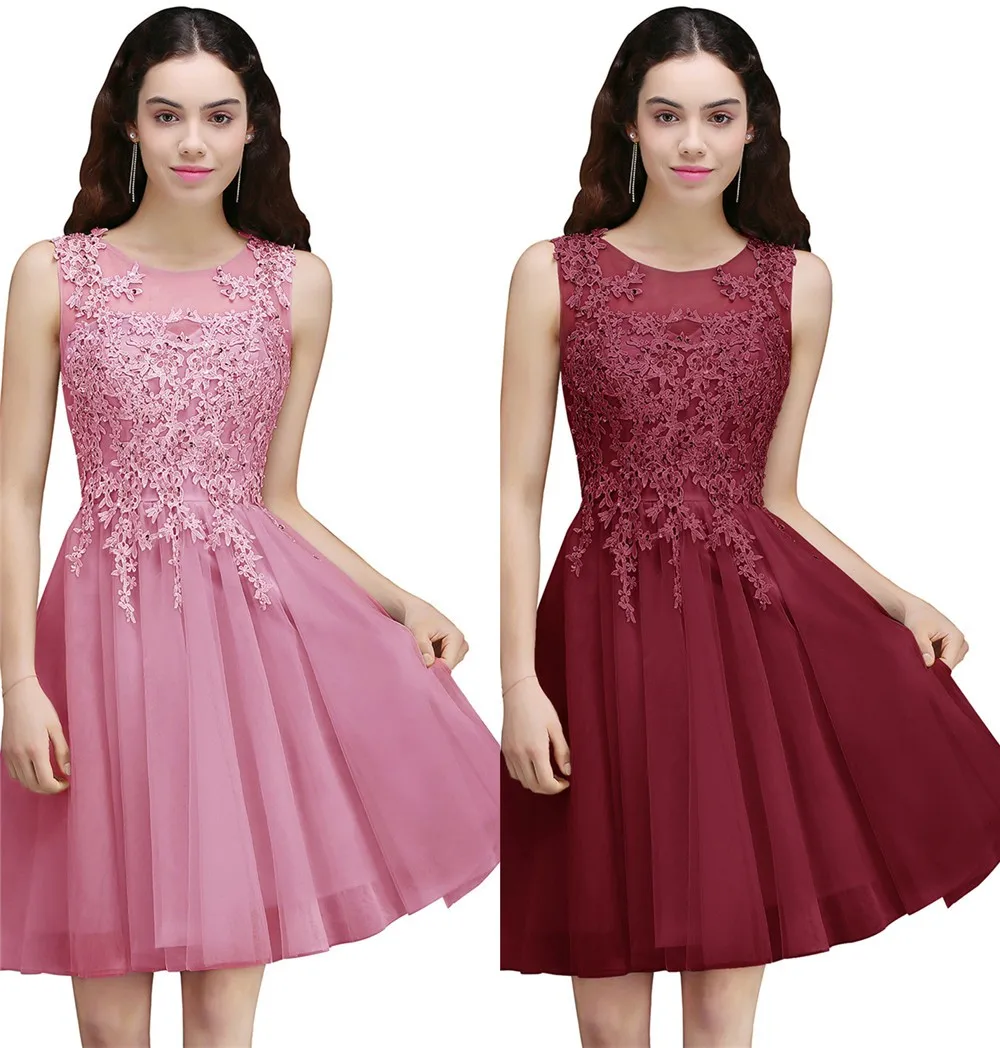 Fashion Short Homecoming Dresses A-line Tulle Skirt Illusion Neckline Floral Appqulies Evening Dress With Integrated Cup