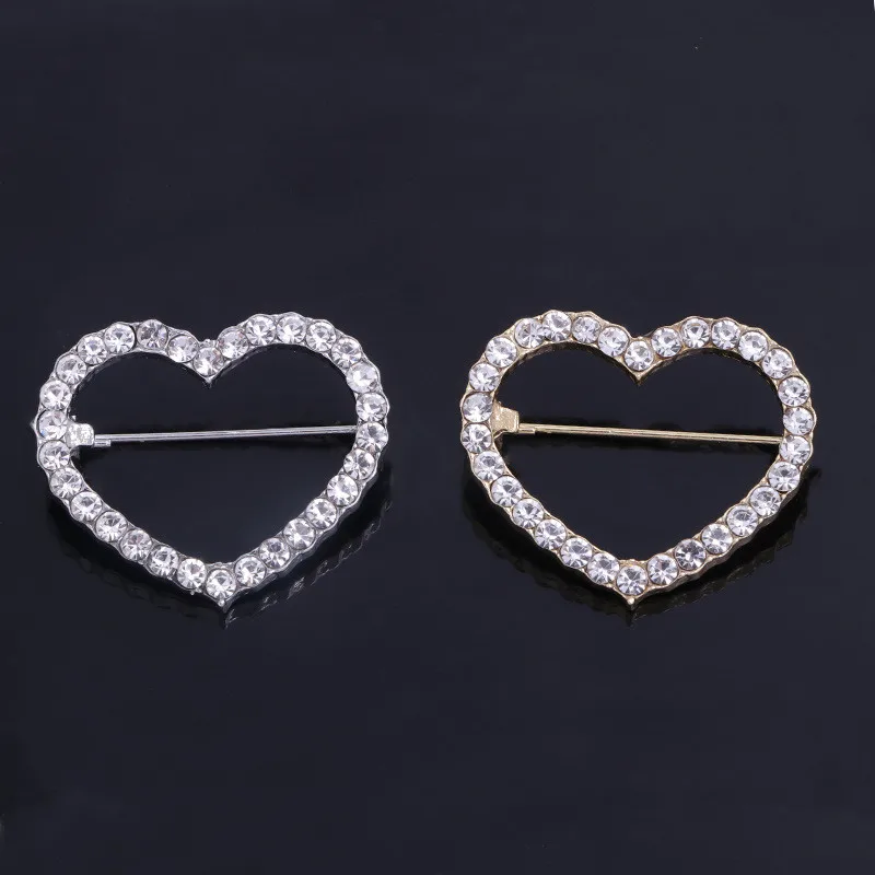 Hollow Heart Brooch Clothing Accessories Rhinestone Corsage Cardigan Small Pin Buckle Brooches for Women Gift