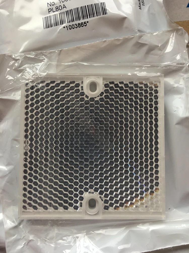 

Germany SICKs reflector PL80A item number 1003865 imported PL20F P250F