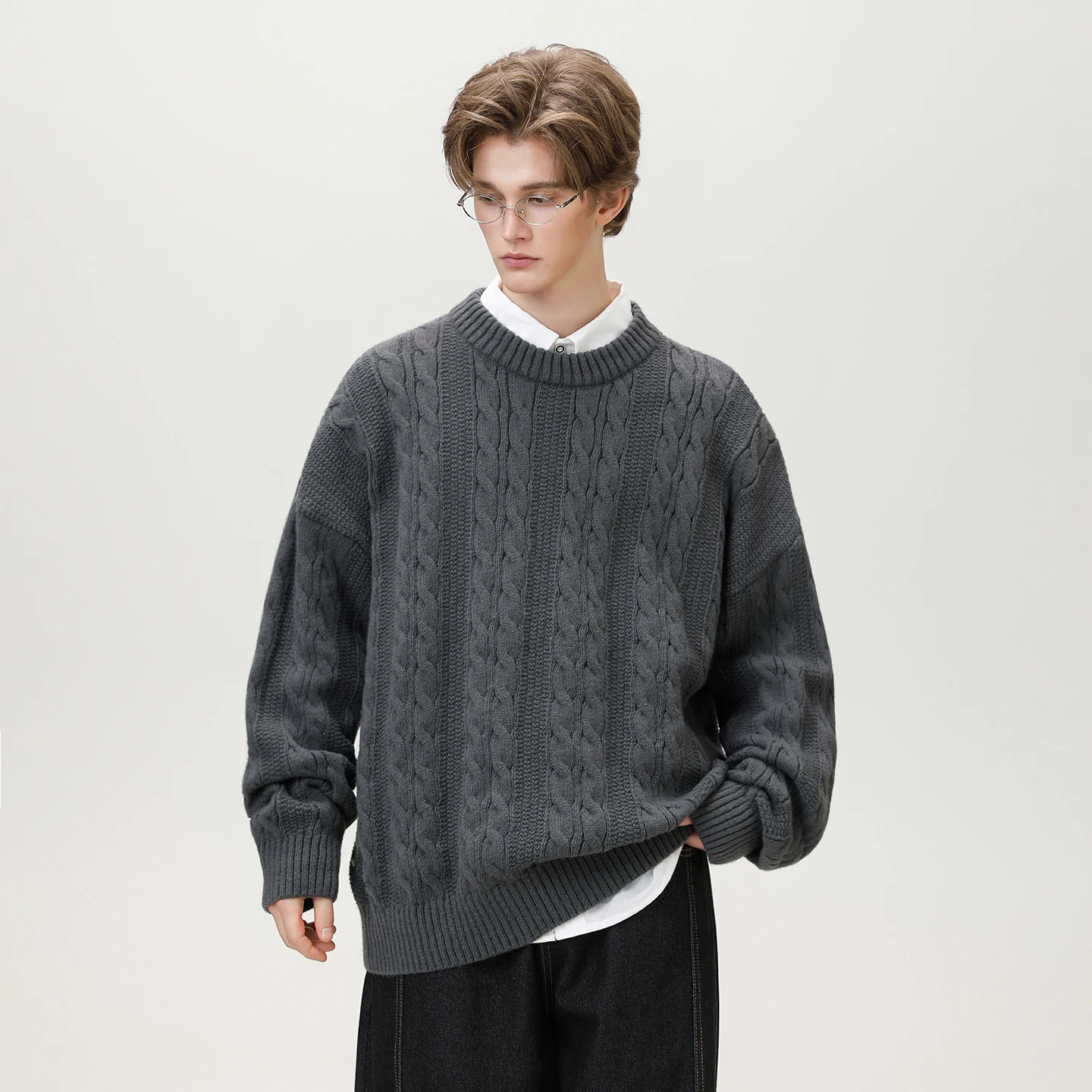 

2025 New Autumn Men's Solid Color Sweater Street Casual Pullover Knitted Man Winter Outdoor Tops Fashion Men’s Wear