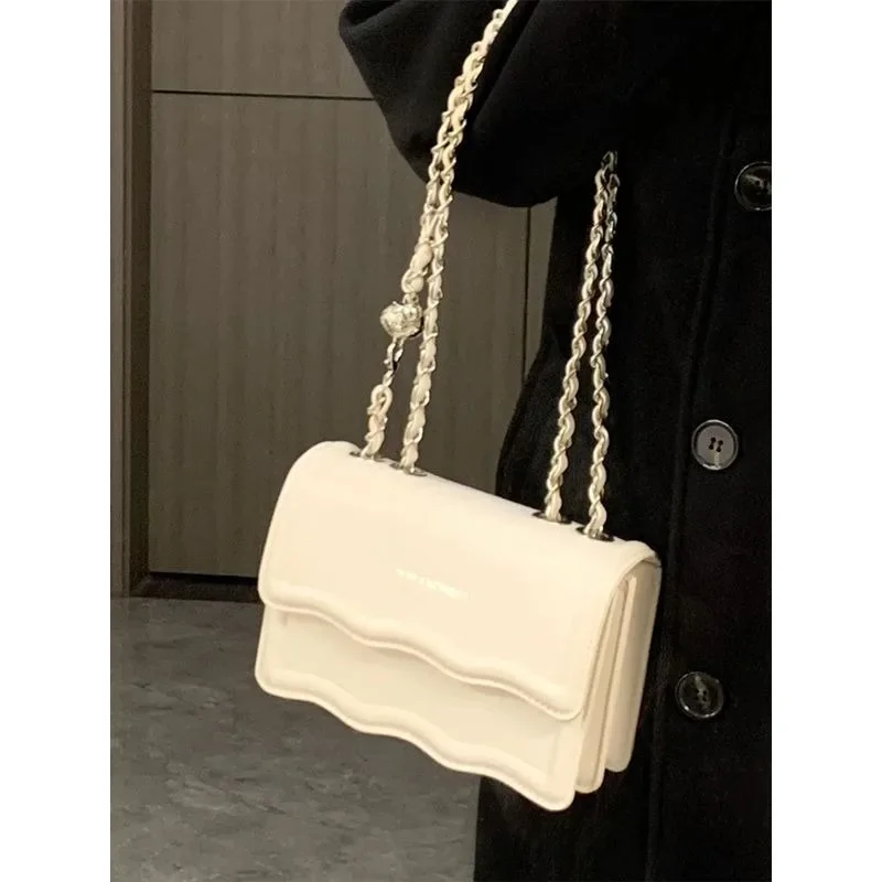 2023Fashion Trend New Women's Bags Niche Wave Small Square Bag Exquisite Chain Versatile Shoulder Bag Urban Beauty Crossbody Bag