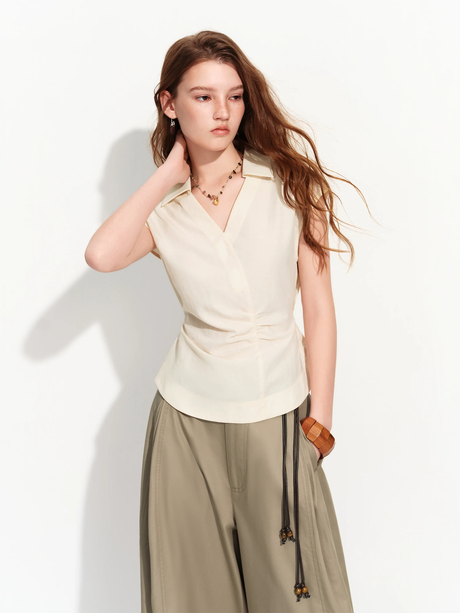 FSLE 2026 Sommer Damen Leinen- & Lyocell-Mischgewebe V-Ausschnitt Bluse mit Kurzarm - Taillenbetonende Passform für Büro und Alltag – Detail 9