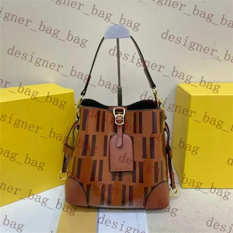 

10a Drawstring Bucket Bags Original designer handbag Luxury Womens One Shoulder crossbody Purse Mirror Quality shoulder strap re