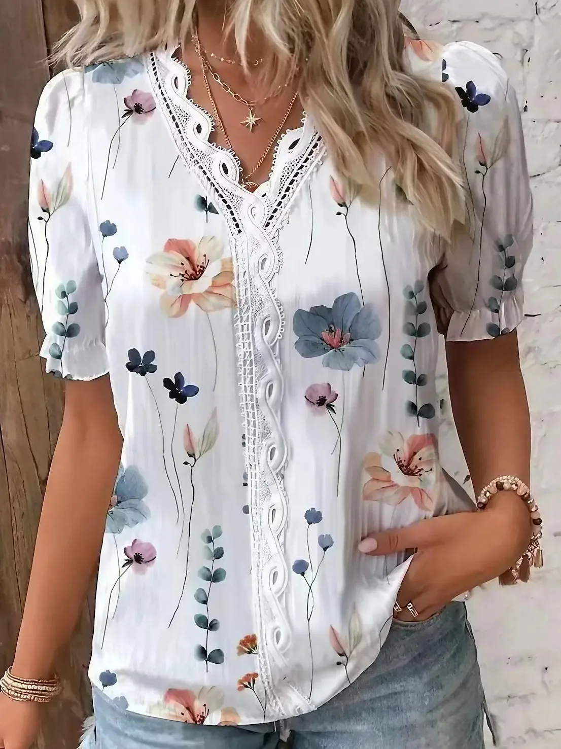 Temperament Shirt Women Casual V-neck Elegant Women Shirt Short Sleeves Loose Blouse Top Weekend