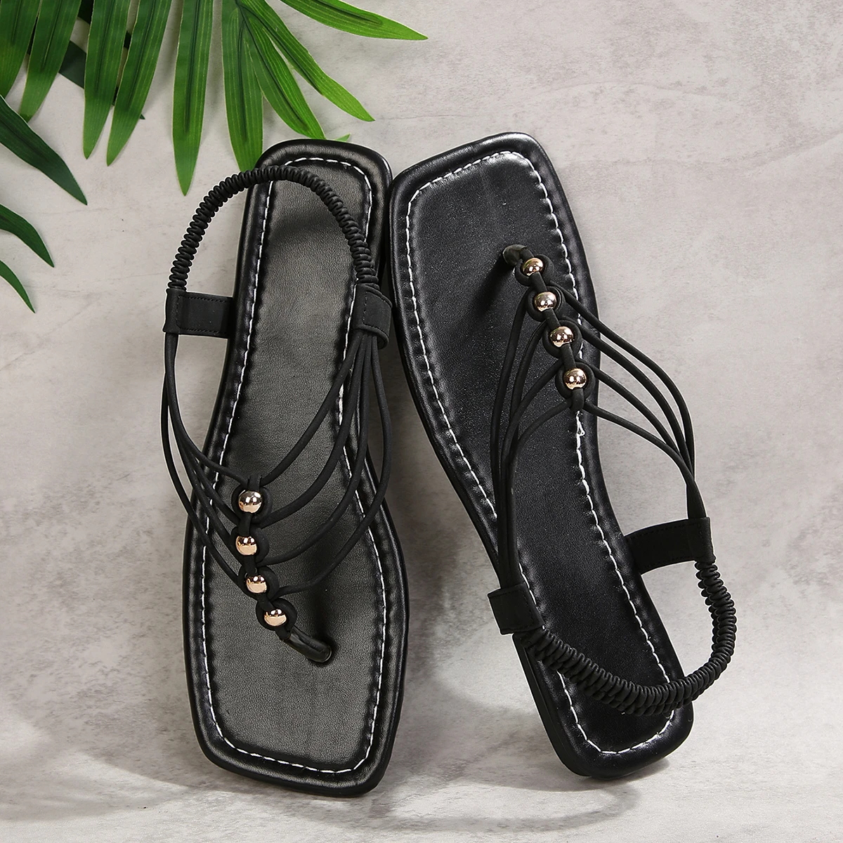 Women square head Gladiator Clip toe thin strap Sandals Casual Rome Shoes Ladies Summer Fashionable Flats Outdoor Beach Sandals
