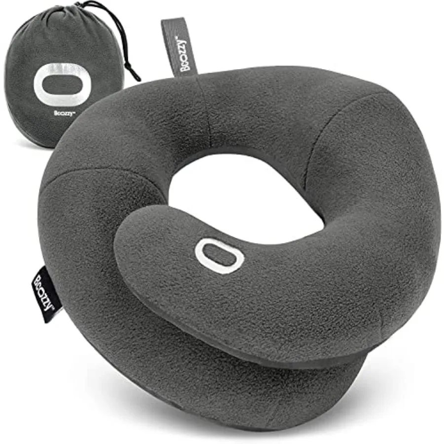 

Подушка для путешествий в самолете с запатентованной двойной поддержкой для головы, шеи и подбородка. Идеально подходит для длительных перелетов, сна в самолете и поездок на автомобиле.