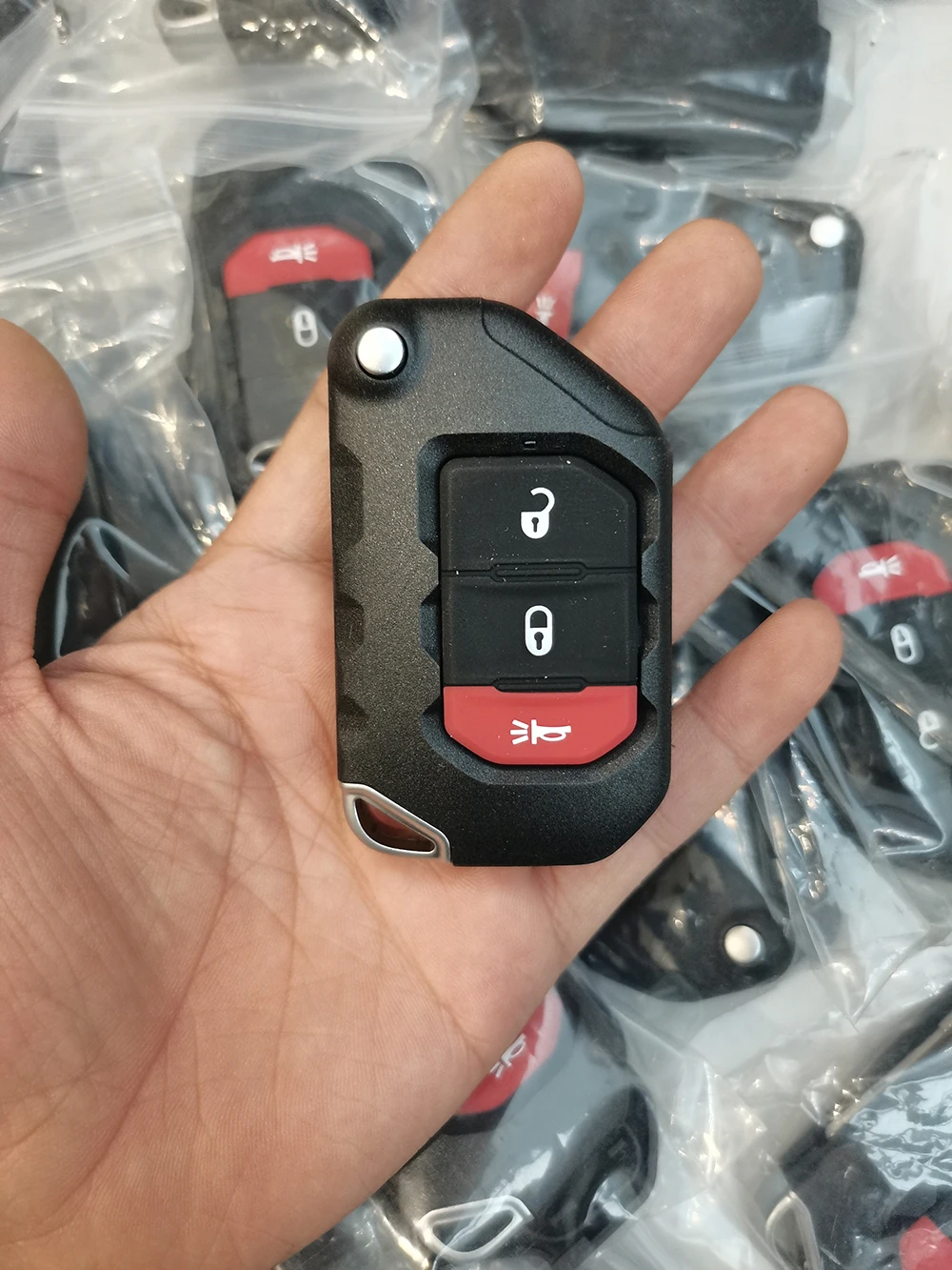 YOCASTY OHT1130261 68416-782AA 3Btn Keyless Flip Smart Key 433MHz With OEM PCF7939M Chip For 2018 2019 Jeep Wrangler 68416-782AA