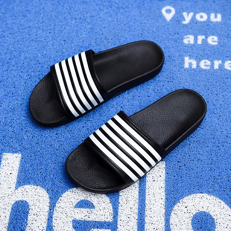 Large Size Slippers Men\'s Summer 2024 New Trendy Outer Wear Non-Slip Anti-Odor Soft Sole Wear-Resistant Men\'s Home Sandals