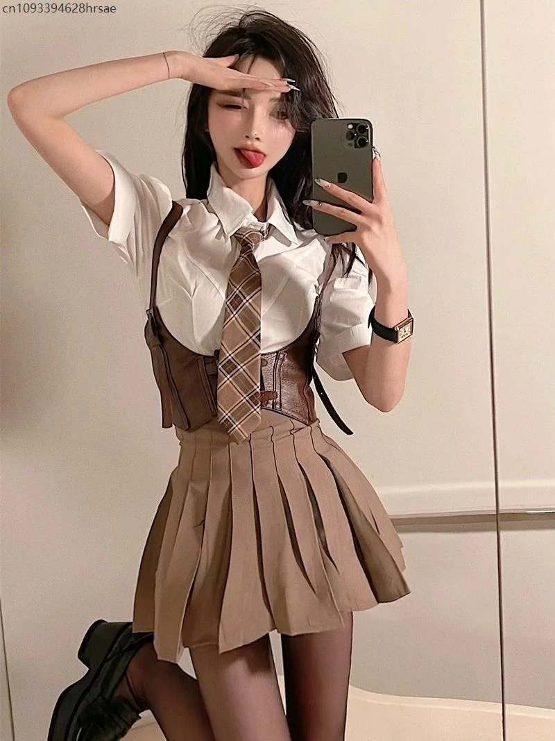 

Summer Hot sale Slim Girdle Waist Shirt White Short Sleeved Mini Pleated Skirt Khaki European And American Style JK Uniform Set