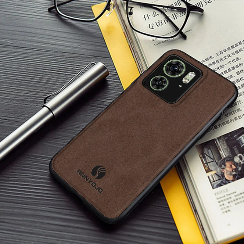 Per Motorola Edge 40 XT2303 Custodia con piastra magnetica incorporata Superficie in pelle PU Cover posteriore rigida Custodia per telefono opaca per Moto Edge 40 5G