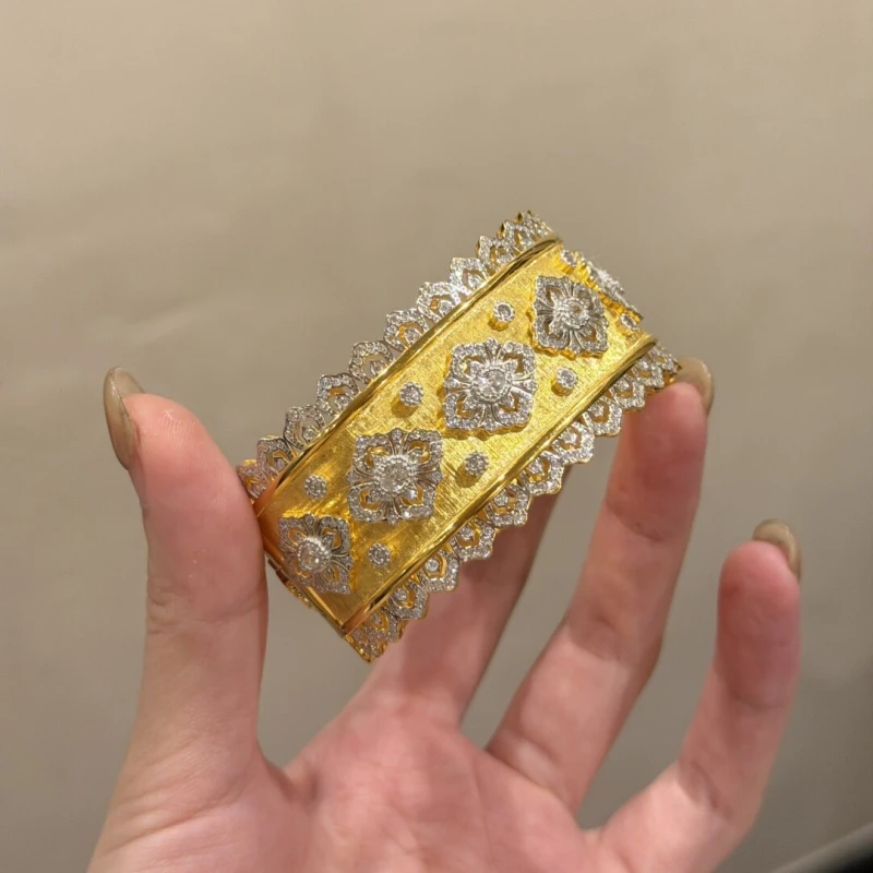 Bellux Fine Jewelry Bracelet Palace Style Carving Italian Wire drawing Craftsmanship Luxury Vintage Wide Edition Gold Bangle