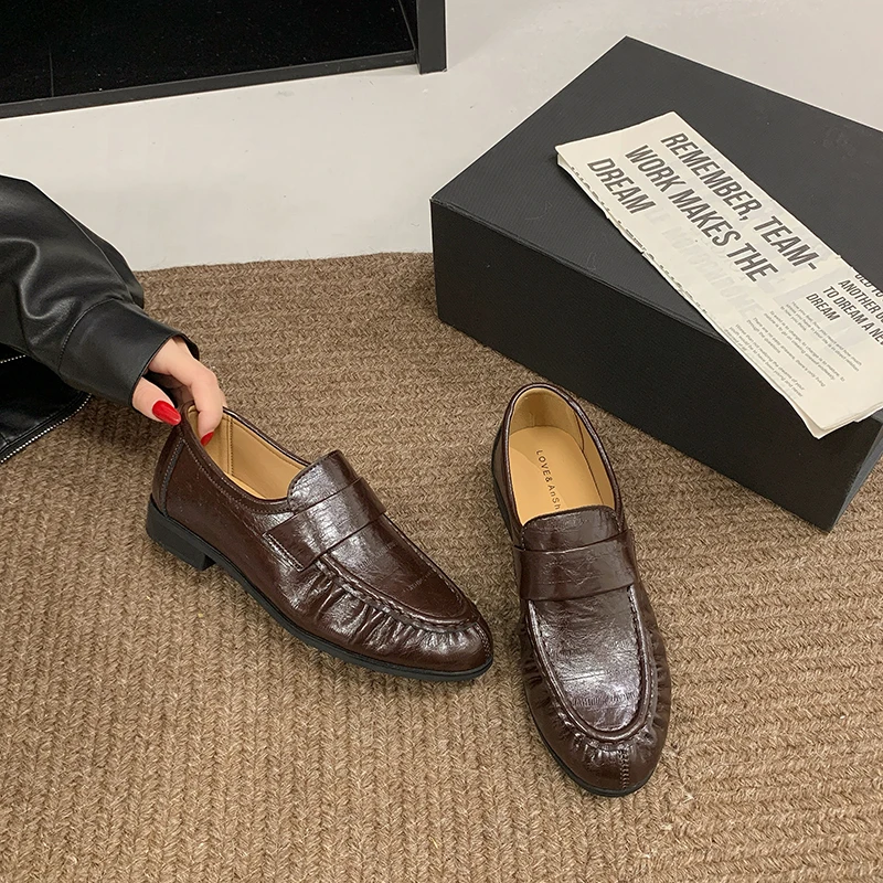 Retro Fashion Pleated Loafers 2026 New British Style Leather Women's Shoes Luxury Brand Design Sheepskin Single Shoes Female - view 4