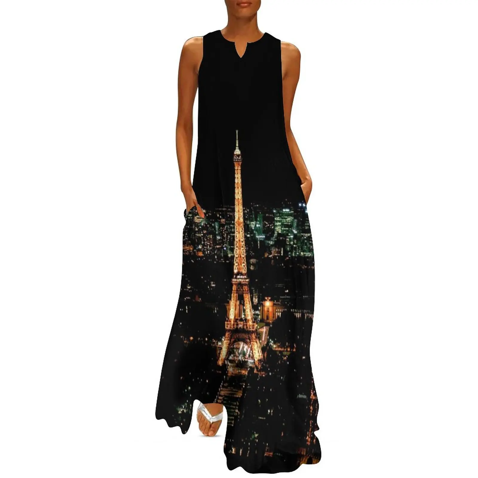 

The Eifel Tower in the night. Les Champs Elisees, Paris, France. Night view of Paris. Long Dress dresses summer