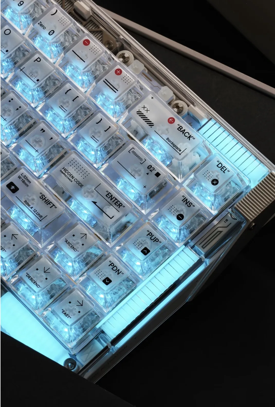 ATK VELOTA Nothing 68 Wired Magnetic Switch Keyboard 8KHz Polling Rate RT 0.001mm Hot‑Swap Esport Gaming Keyboard For PC Desktop