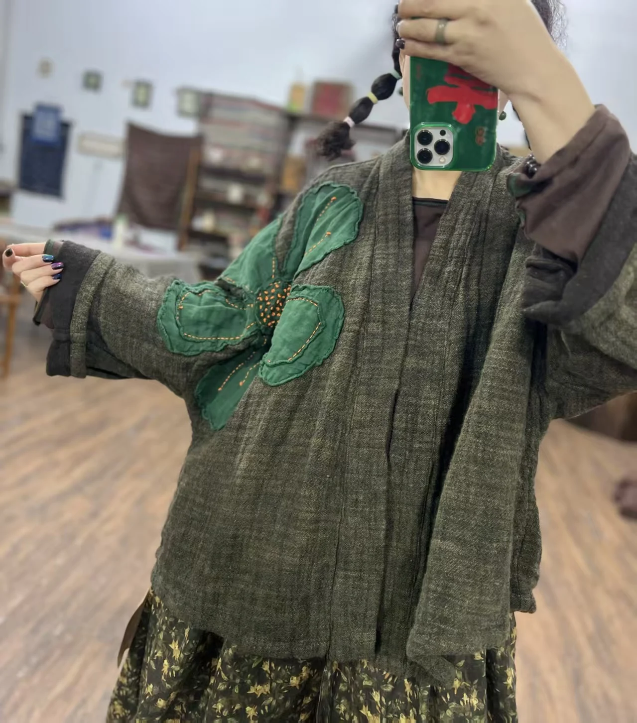Cardigan Aperto in Lino Fatto  - Embroidery Artist recensione e prezzo