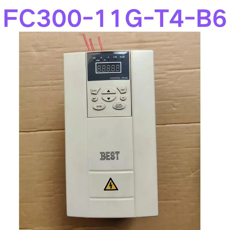 

Second-hand test OK 11kw frequency converter FC300-11G-T4-B6 380v