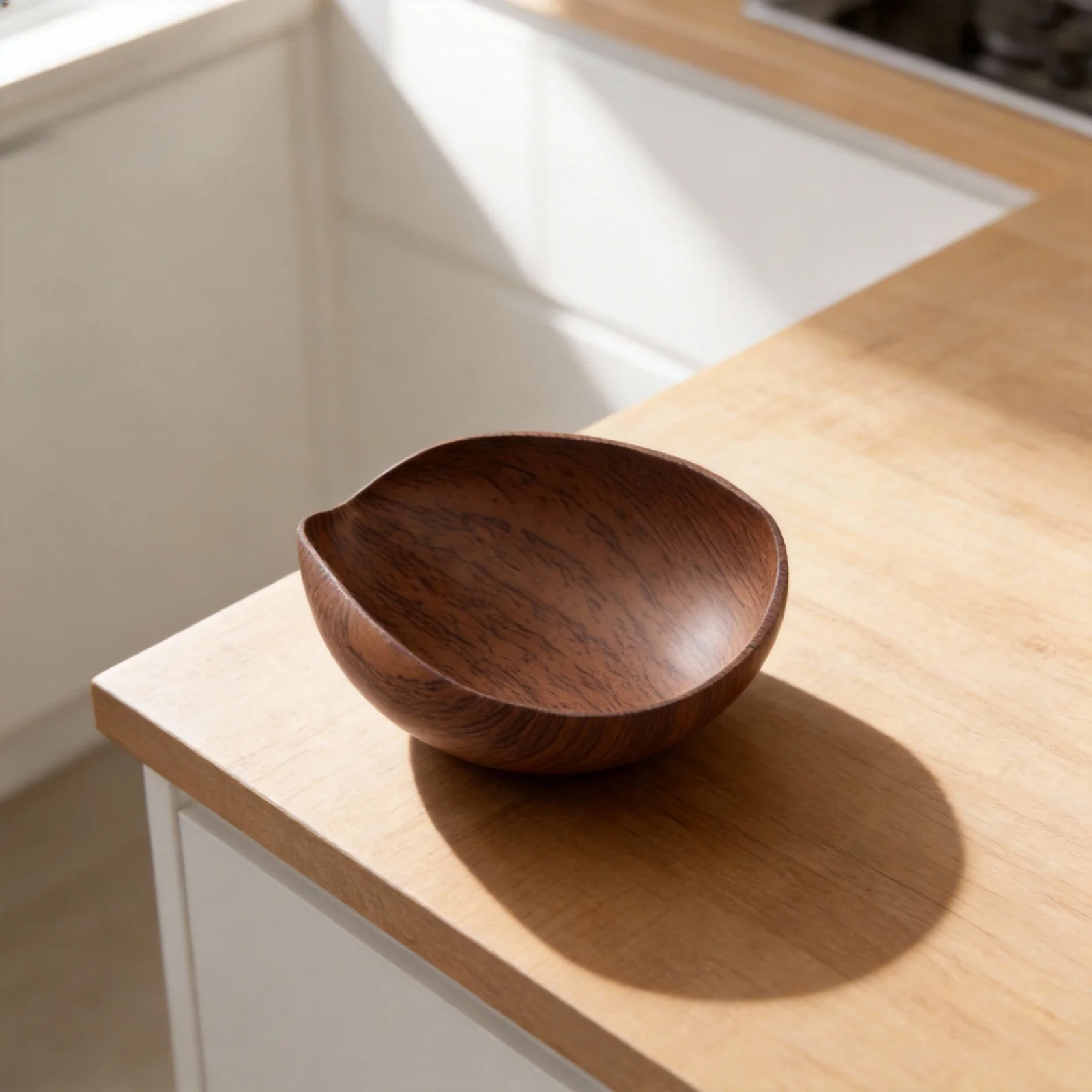 

Professional Coffee Bean Display Tray in Stainless Steel for Weighing and Measuring Designed for Barista and Home Brewing Use