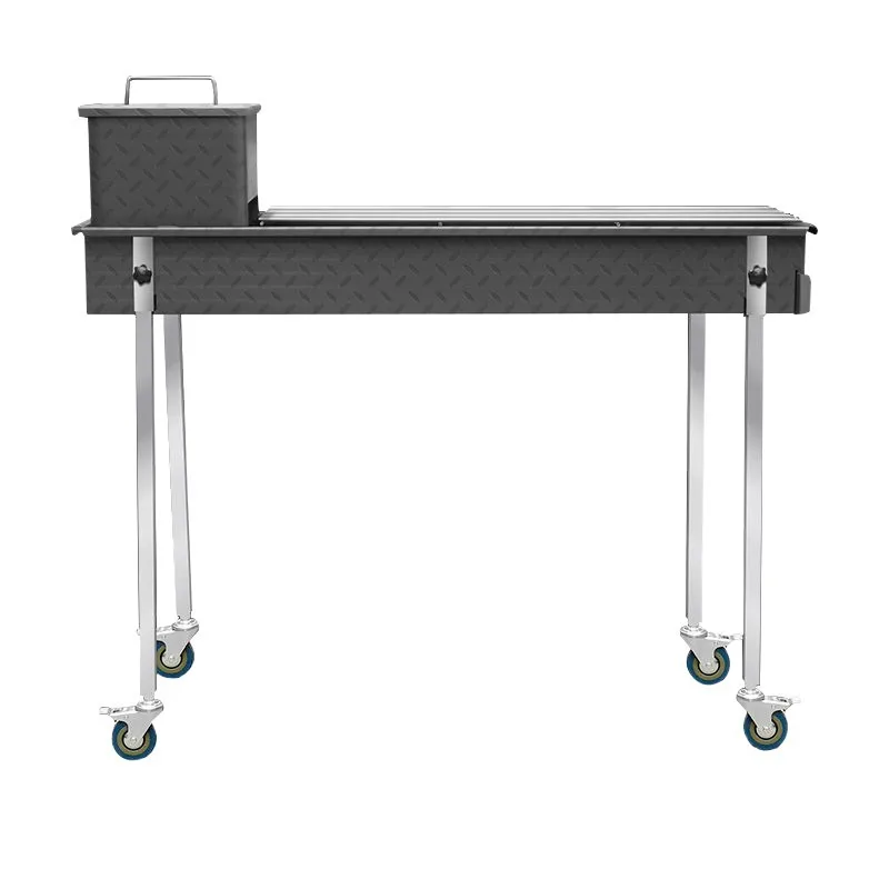 

Commercial charcoal grill, widened and thickened grill