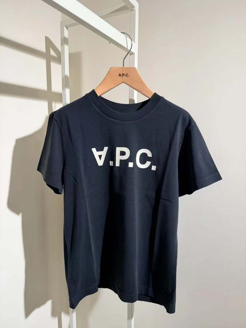 26 Spring/Summer Short-Sleeved T-shirt with Apple Pattern Cotton Graphic Printing High-end Luxury Both of Men and Women