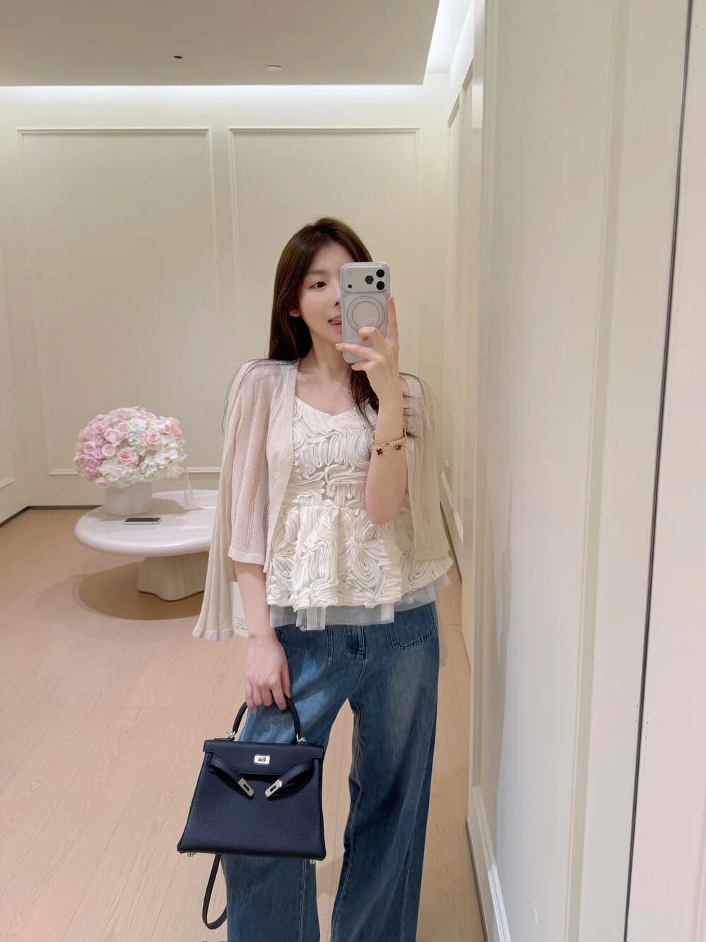 

Lilian Santa Learsel Linen Hollow out Thin Knitted Open Cardigan with Brooch S26038 Summer Fashion Ladies' Knitted Sweater
