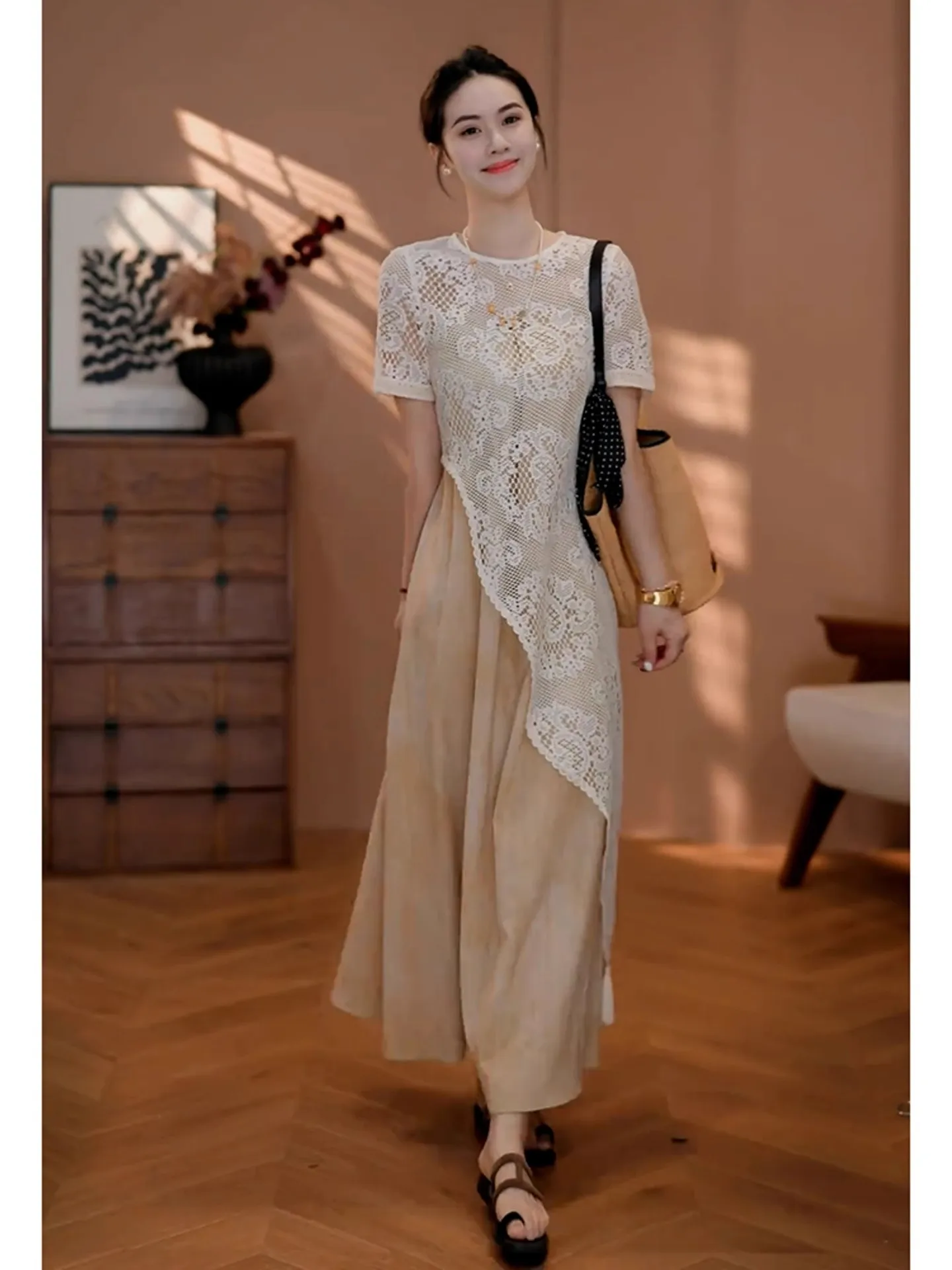 

Elegant Lace Cover up Halter Dress Set Women Irregular Design Holiday Style Fashionable Two-Piece Suit Korean European Style