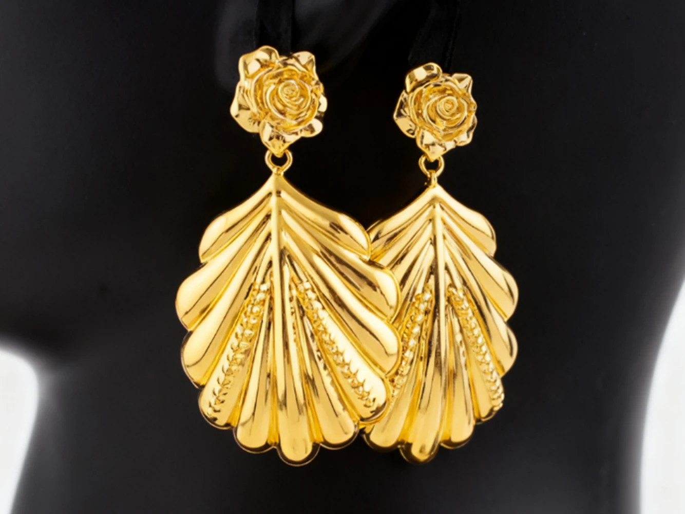 

24K Gold-Tone Jewelry Set for Women – Elegant Necklace & Earrings for Party Wedding, Chic jewellery woman gift, fashion accesso