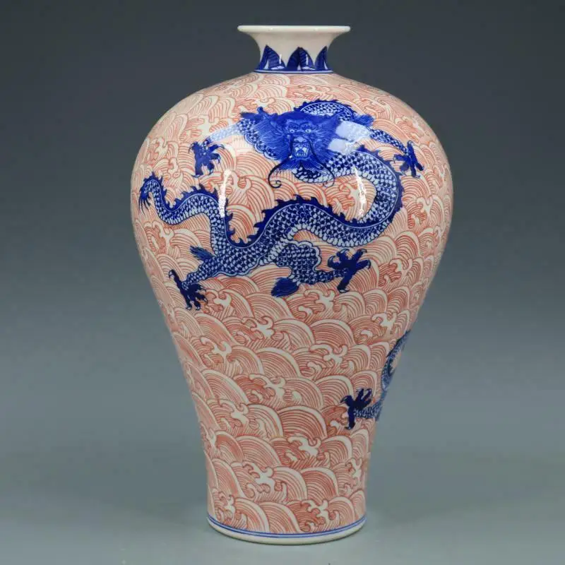 

Chinese Blue and White Porcelain Qing Qianlong Red Wave Dragon Design Vase 12.5"