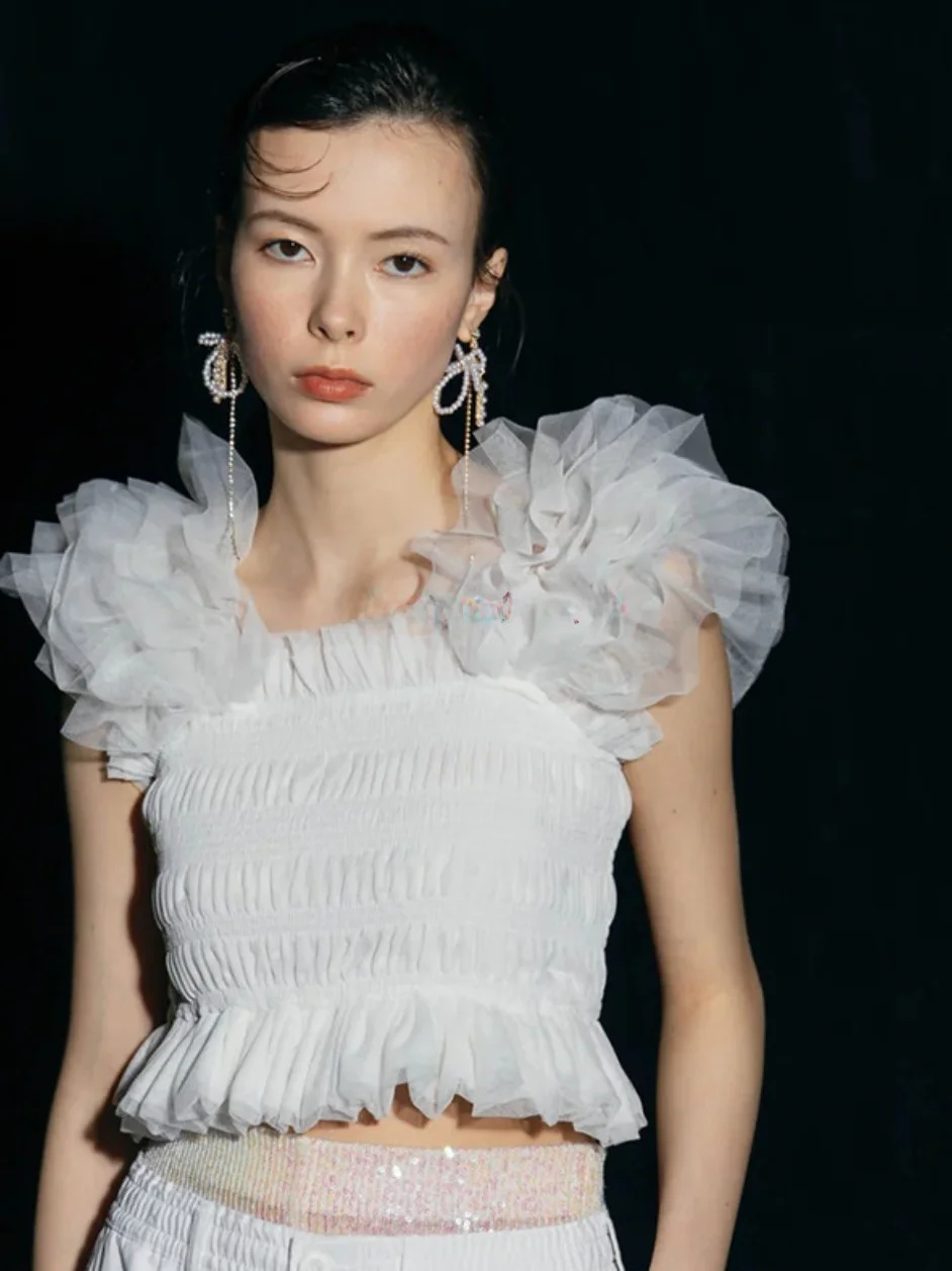 

Sweet Fairy Style! Bi Home's Thin Gauze Pleated Bubble Sleeve Elastic Short Shantung Top Pure Color Square Collar Fit Body